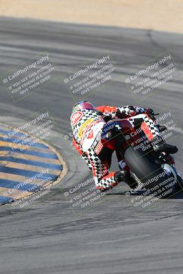 media/Feb-06-2025-Racers Edge (Thu) [[c17ed6f7b1]]/2-B Group/Session 4 End (Turn 10 Backside)/